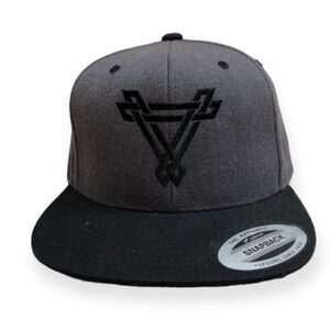 The Classics Yupoong Black Gray Adjustable Snapback Mens Hat/ Cap